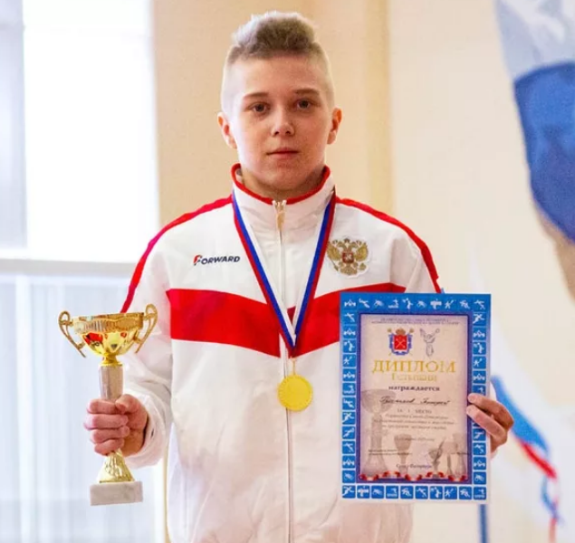 Спортивная гимнастика санкт петербург. Простаков Тимофей спортивная гимнастика. Тимофей Иванов гимнаст. Тимофей Николаев гимнаст. Простаков Ярослав теннис.