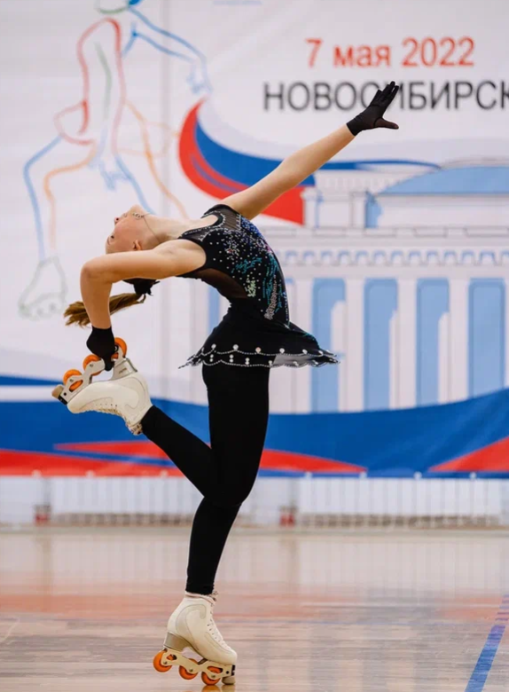 Роллер спорт фигурное катание на роликах Новосибирск фото3